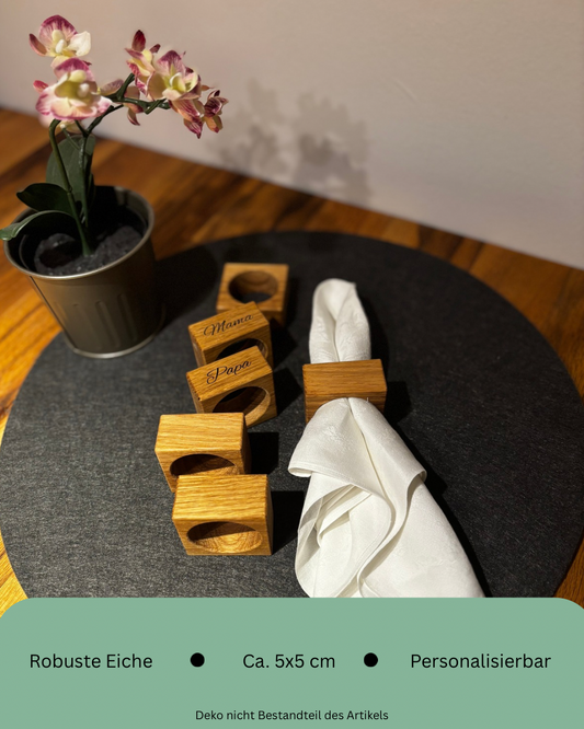 Serviettenringe „Kubus“ aus Eichenholz im Set – Personalisierbar mit Namen oder Initialen