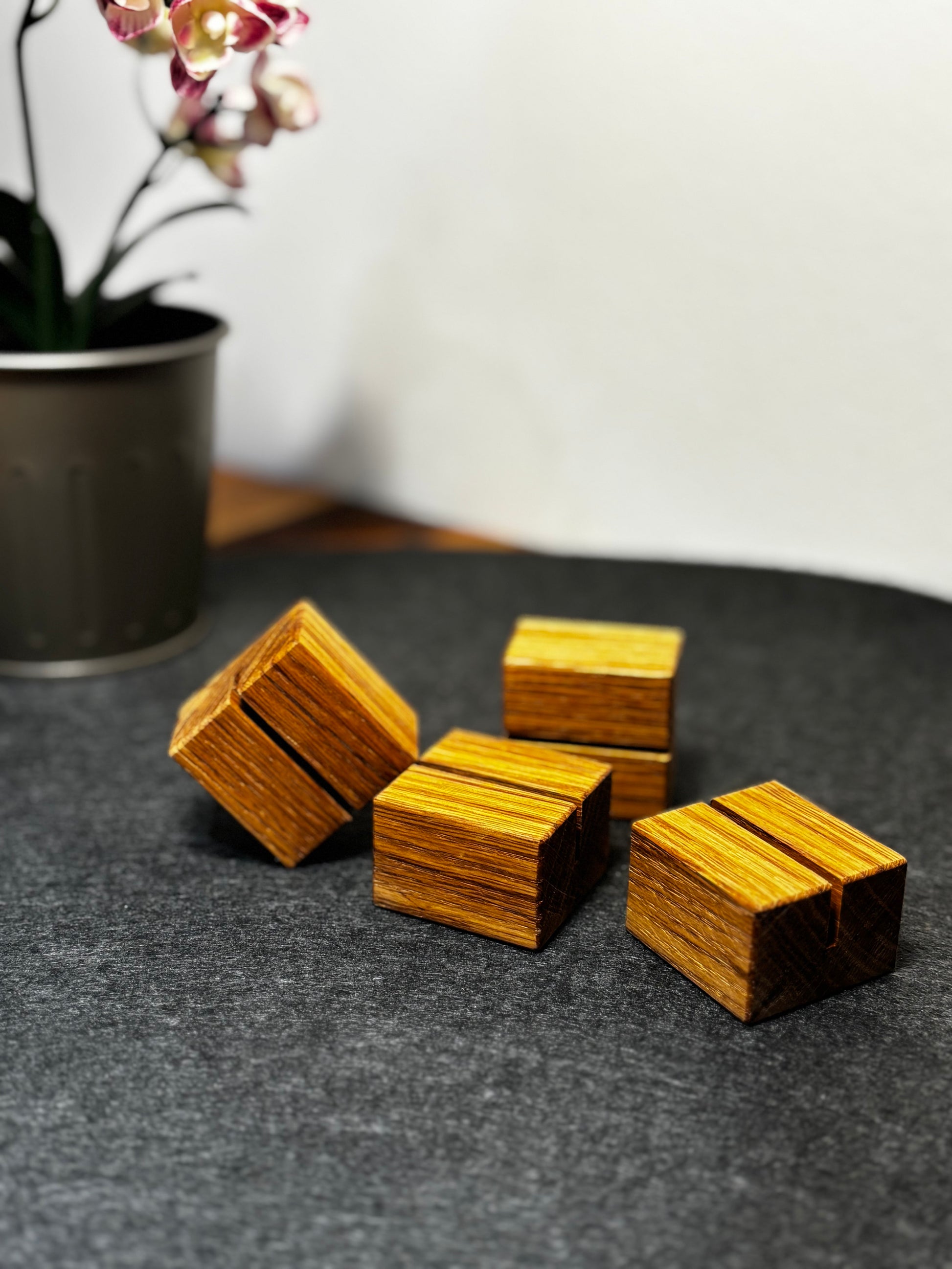 Rustikaler Kartenhalter